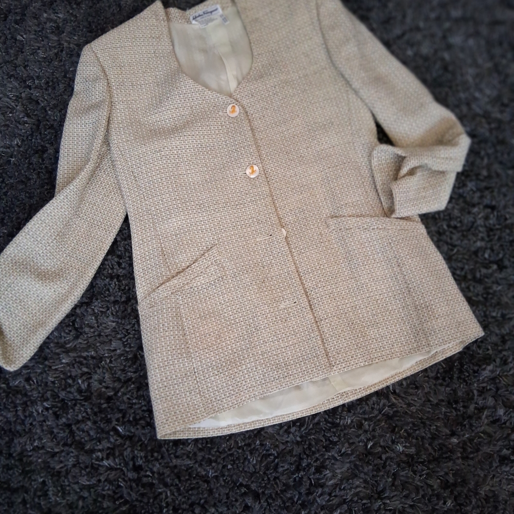 Elegant Cream Women's Jacket